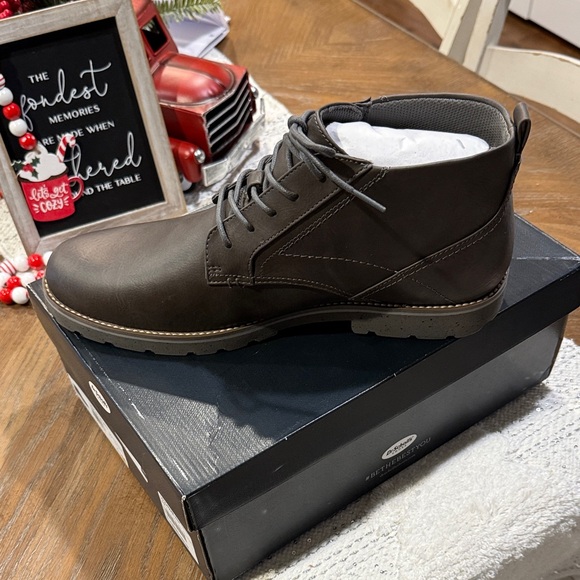 Dr. Scholl's Other - Dr. Scholl's Gray Chukka Boots